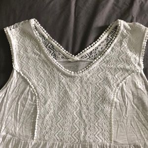 Summer cutie lacy flowy tank top.